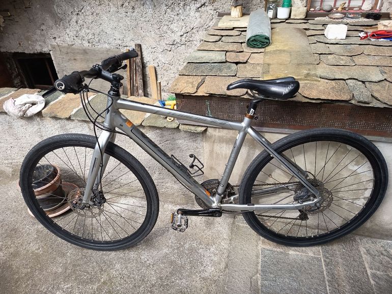 Used Univega Univega Custom Shimano Deore 2015 Mountainbike, Hellgrau — image 2 of 7