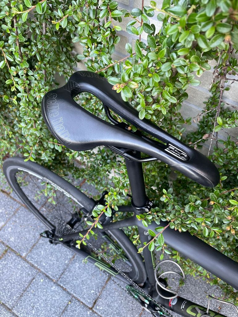 Used Cannondale SuperSix EVO Shimano 105 2016 Road & Gravel, Black — image 8 of 12