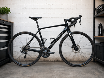 Gebrauchtes Scott Addict 20 disc 2021 2021 Road & Gravel, Schwarz — Bild 1 von 6