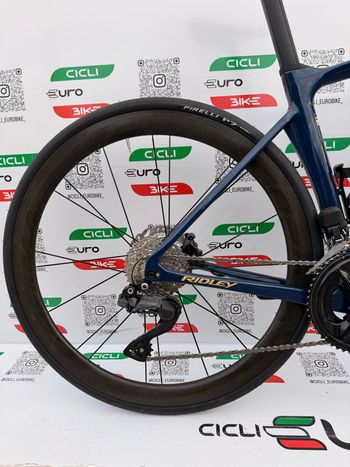 Used Ridley Noah Disc - Shimano 105 DI2 // 2x12s 2024 2024 Road & Gravel — image 3 of 12