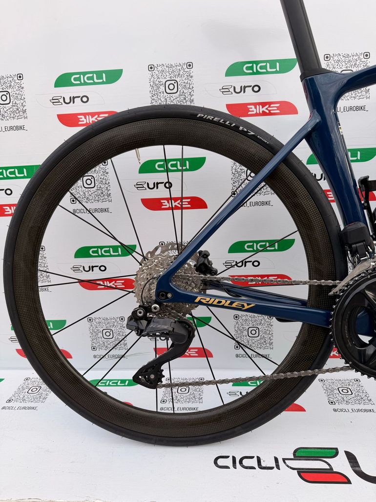 Used Ridley Noah Disc - Shimano 105 DI2 // 2x12s 2024 2024 Road & Gravel — image 3 of 12