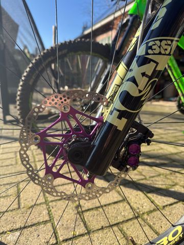 Rocky Mountain Instinct C70 Shimano 2024 2024 Mountainbike usato, Arancione — immagine 4 di 6