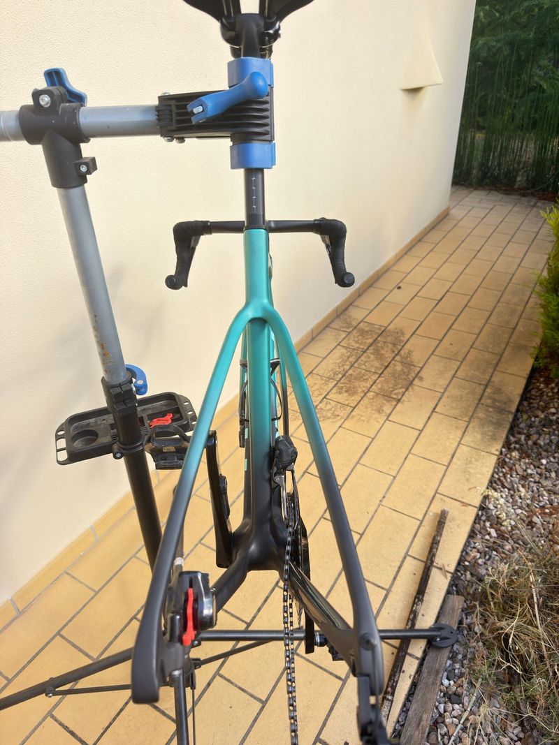 Used Bianchi Specialissima PRO Frame Kit 2025 Frameset 2025 Road & Gravel, Green — image 4 of 5