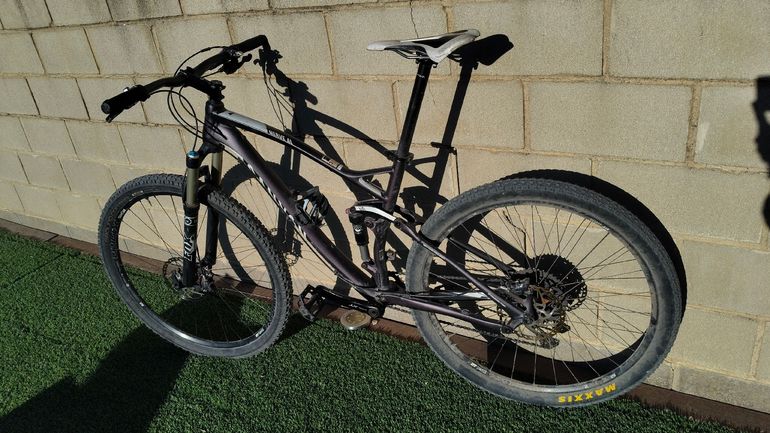 Used Canyon Nerve Shimano Deore XT 2016 Mountainbike, Black — image 1 of 14