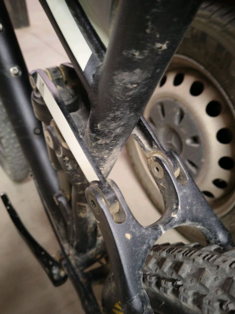 Used Canyon Nerve Shimano Deore XT 2016 Mountainbike, Black — image 18 of 18