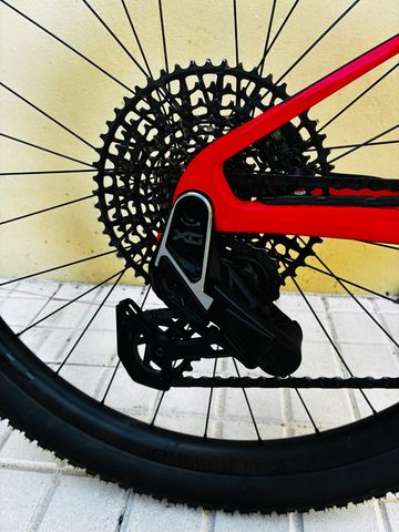 Gebrauchtes Trek Supercaliber Sram Eagle Transmission X0 2023 Mountainbike, Rot — Bild 4 von 13