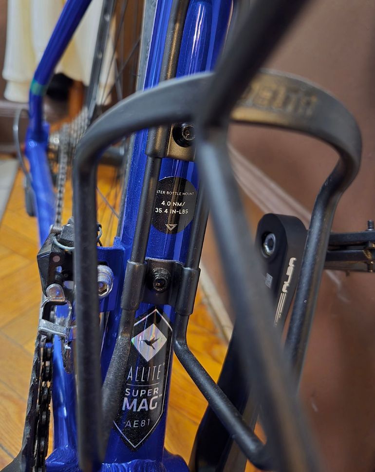 Used Vaast R/1 700C Shimano GRX 2022 Road & Gravel, Blue — image 8 of 15
