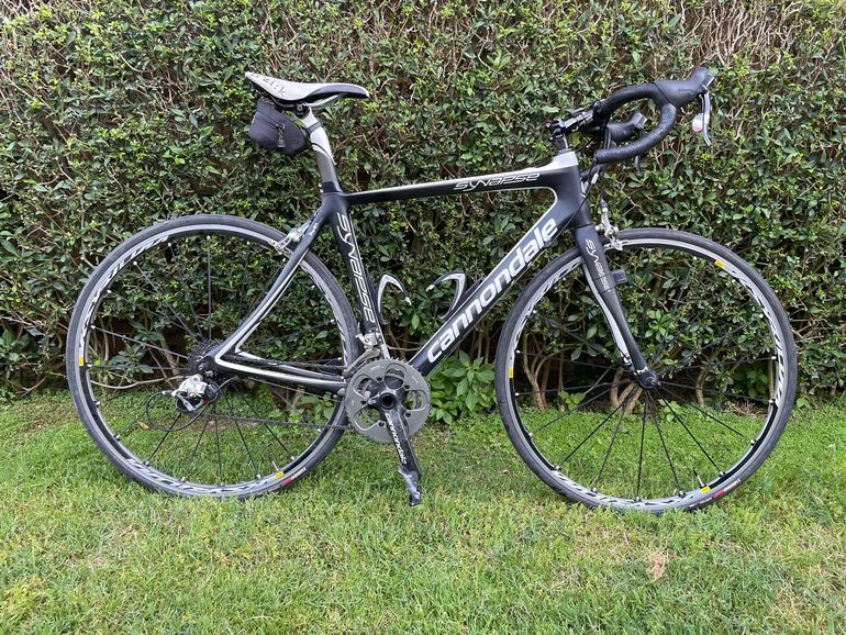 Used Cannondale Synapse SRAM Red 2011 Road & Gravel — image 1 of 9