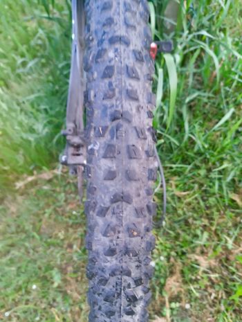Used Markenlos Markenlos Custom Shimano Altus 2014 Mountainbike, Negro — image 4 of 11