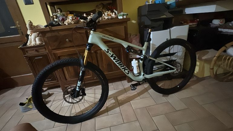 Used Specialized Epic 8 EVO Pro 2026 2026 Mountainbike — image 1 of 5