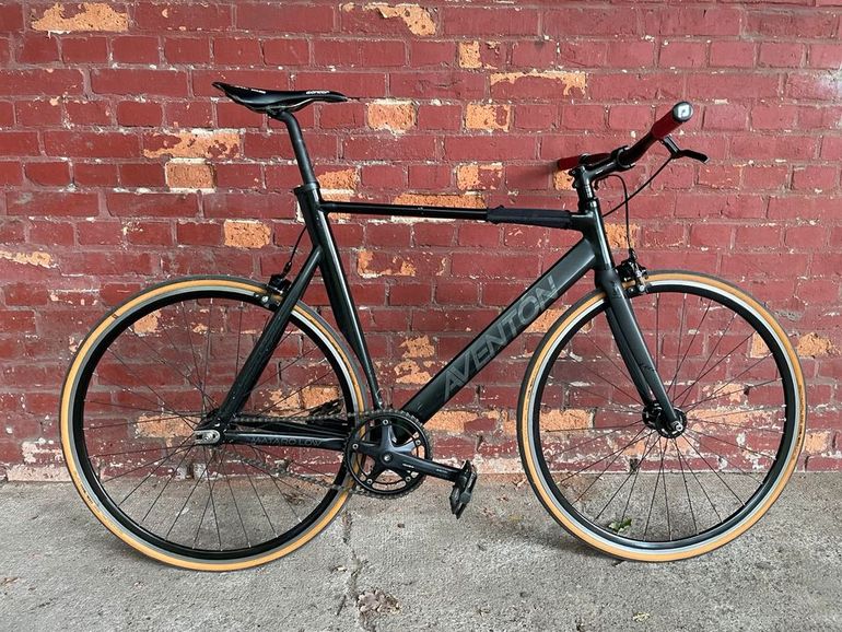 Used Aventon Aventon Mataro Low Fixie/Singlespeed Urban, Black — image 1 of 11