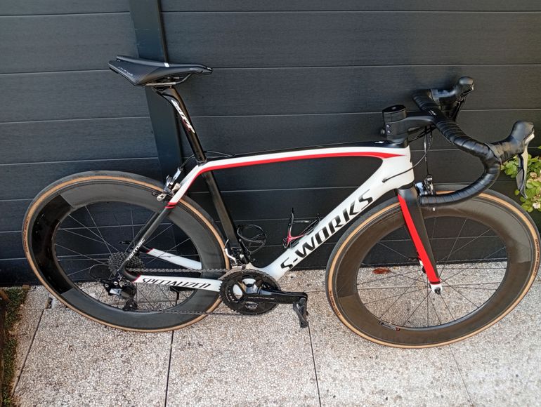 Used Specialized Tarmac Shimano Dura Ace 2018 Road & Gravel — image 3 of 5