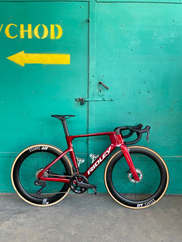 Used Ridley Noah Fast 3.0 - Shimano Ultegra DI2 2x12sp 2025 2025 Road & Gravel, Red — image 3 of 8