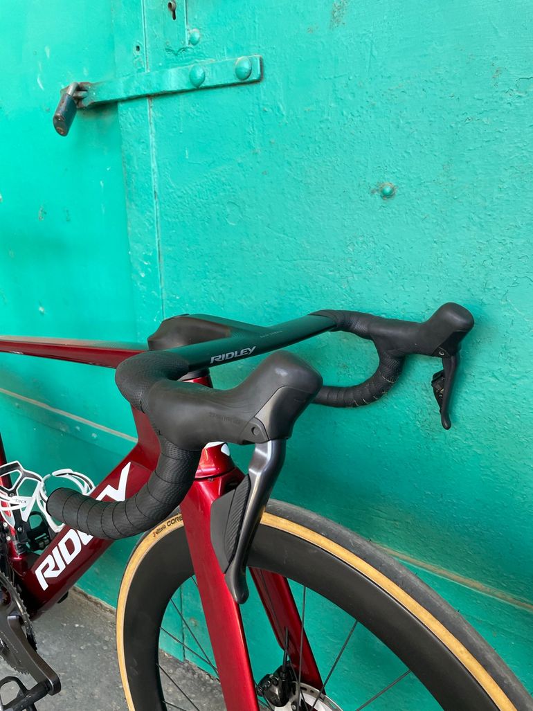 Used Ridley Noah Fast 3.0 - Shimano Ultegra DI2 2x12sp 2025 2025 Road & Gravel, Red — image 6 of 8