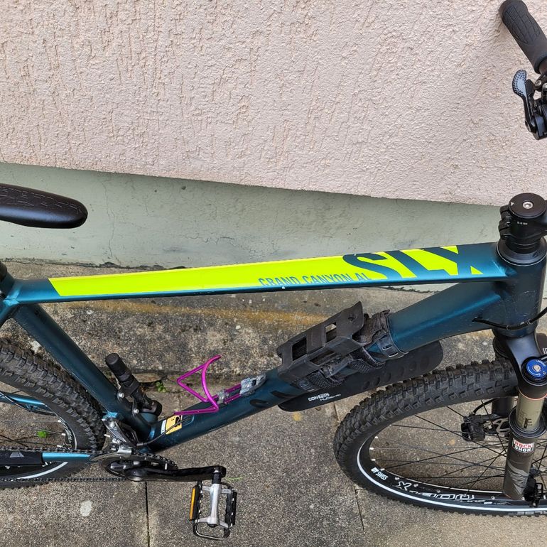 Used Canyon Grand Canyon Shimano Deore XT 2018 Mountainbike, Green — image 6 of 11