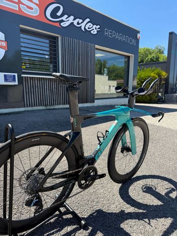 Used Bianchi Aquila RC Rival Etap AXS E1 2026 2026 Road & Gravel, Green — image 3 of 4