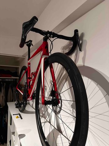 Used Specialized Tarmac SL6 Disc Comp - Ultegra Di2 2020 2020 Road & Gravel — image 3 of 7