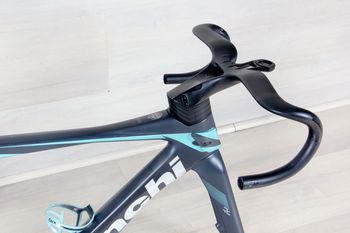 Used Bianchi OLTRE RC 2024 Road & Gravel, Light Gray — image 9 of 10