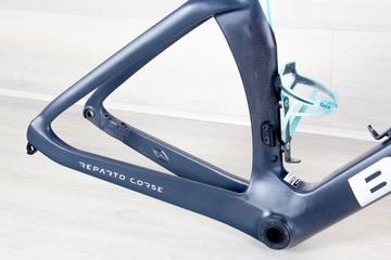 Used Bianchi OLTRE RC 2024 Road & Gravel, Light Gray — image 10 of 10