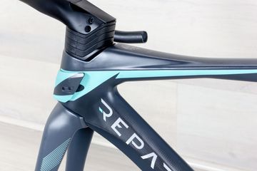Used Bianchi OLTRE RC 2024 Road & Gravel, Light Gray — image 6 of 10