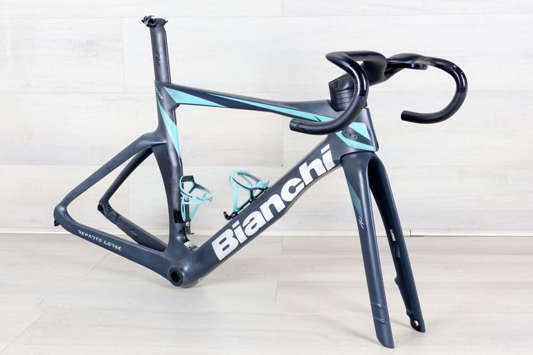 Used Bianchi OLTRE RC 2024 Road & Gravel, Light Gray — image 3 of 10