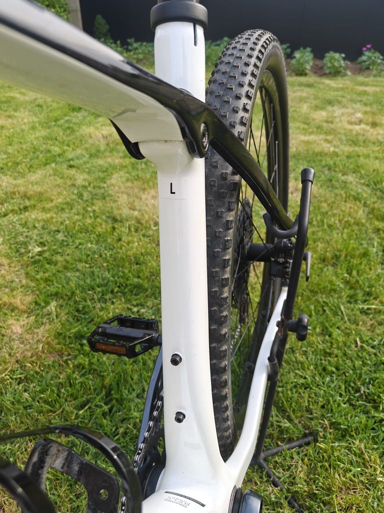 Used Trek Procaliber 9.7 2024 2024 Mountainbike, White, 29 — image 3 of 5