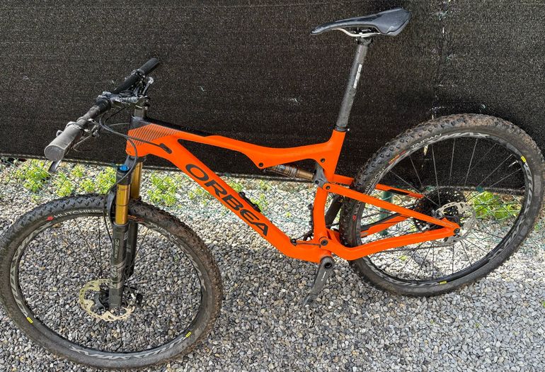 Used Orbea Oiz SRAM X01 Eagle 2022 Mountainbike, Orange — image 2 of 4