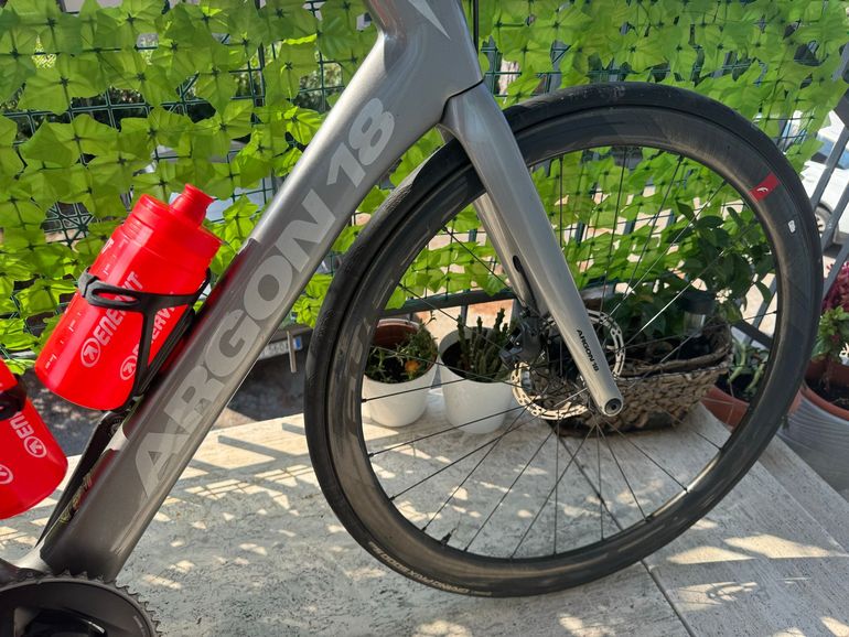 Käytetty Argon 18 Nitrogen SRAM Force eTap AXS 2024 Road & Gravel — kuva 6 / 6