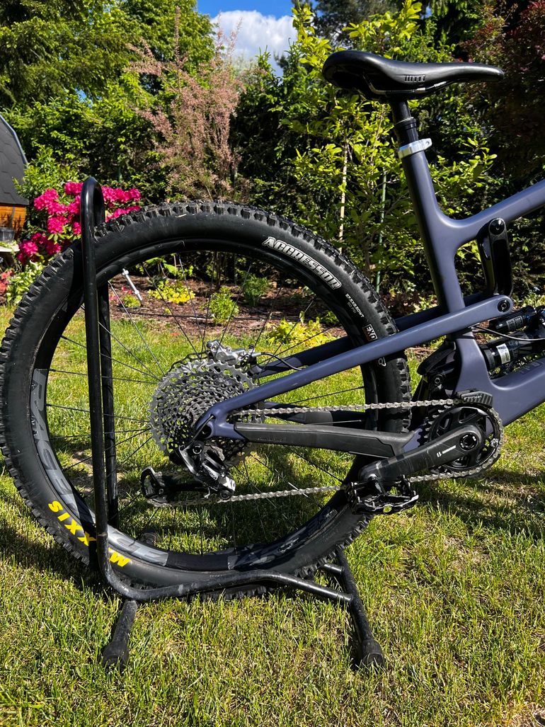 Used Santa Cruz Nomad X01 / Carbon CC / 27.5 2020 2020 Mountainbike, Purple, 27.5 — image 2 of 13