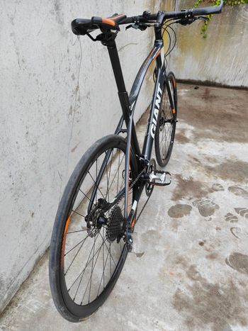 Used Giant FastRoad CoMax 2 2018 2018 Road & Gravel, Light Gray — image 12 of 14
