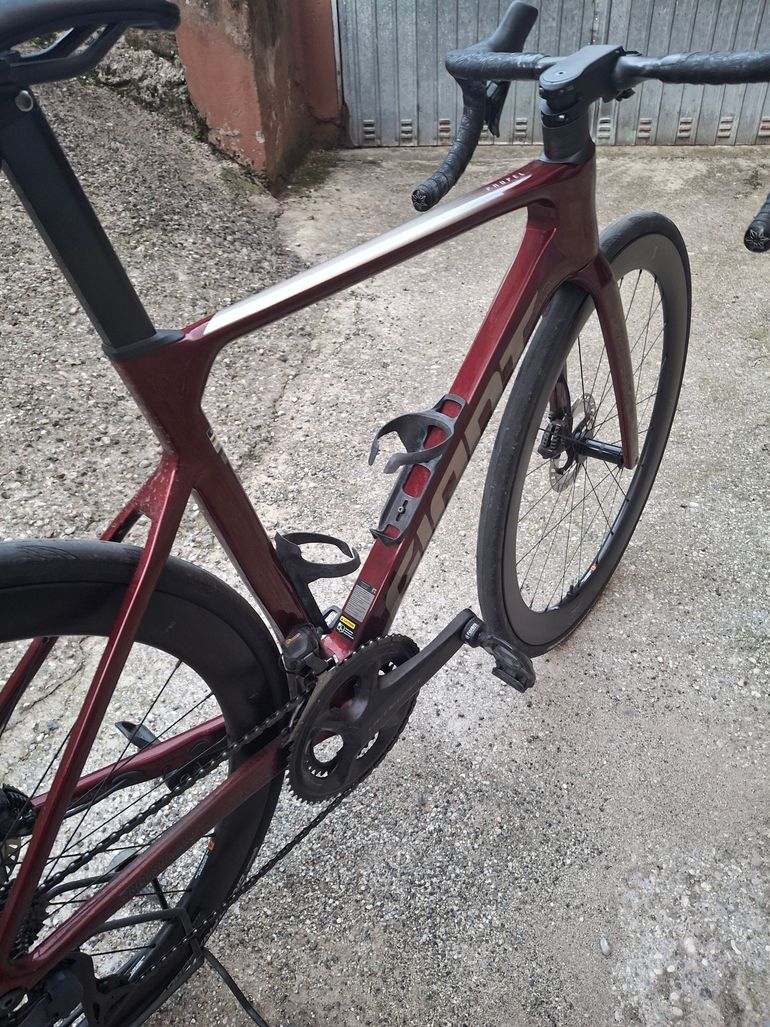 Used Giant Propel Advanced Pro 0 2024 2024 Road & Gravel, Red — image 3 of 9