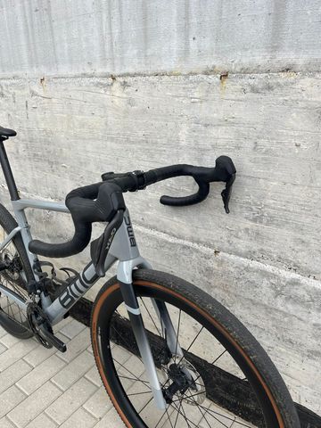 Used BMC Kaius 01 THREE 2026 2026 Road & Gravel, Light Gray — image 3 of 8