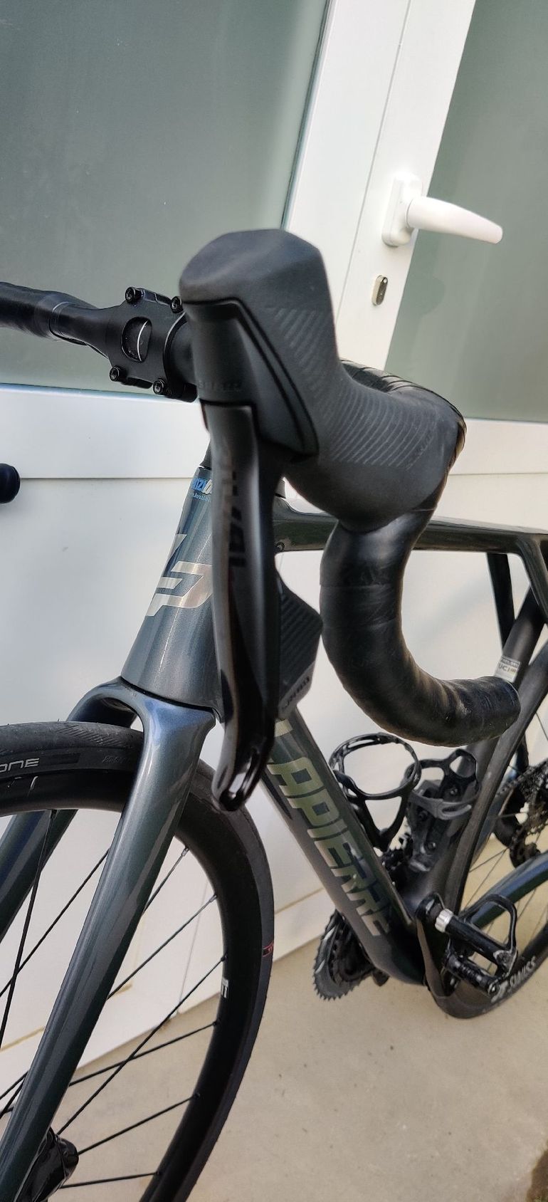 Used Lapierre Xelius DRS 6.0 AXS 2025 2025 Road & Gravel, Light Gray — image 12 of 15