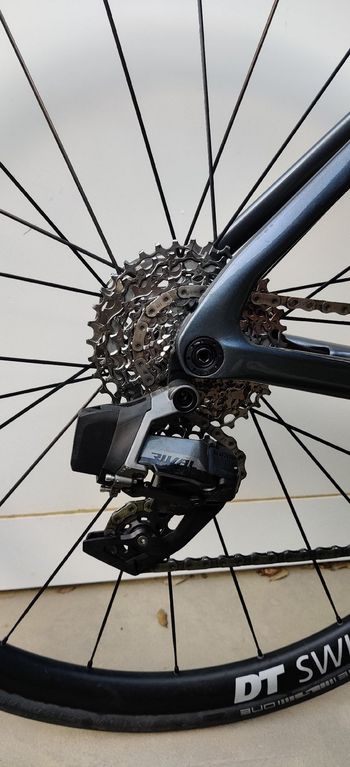 Used Lapierre Xelius DRS 6.0 AXS 2025 2025 Road & Gravel, Light Gray — image 4 of 15