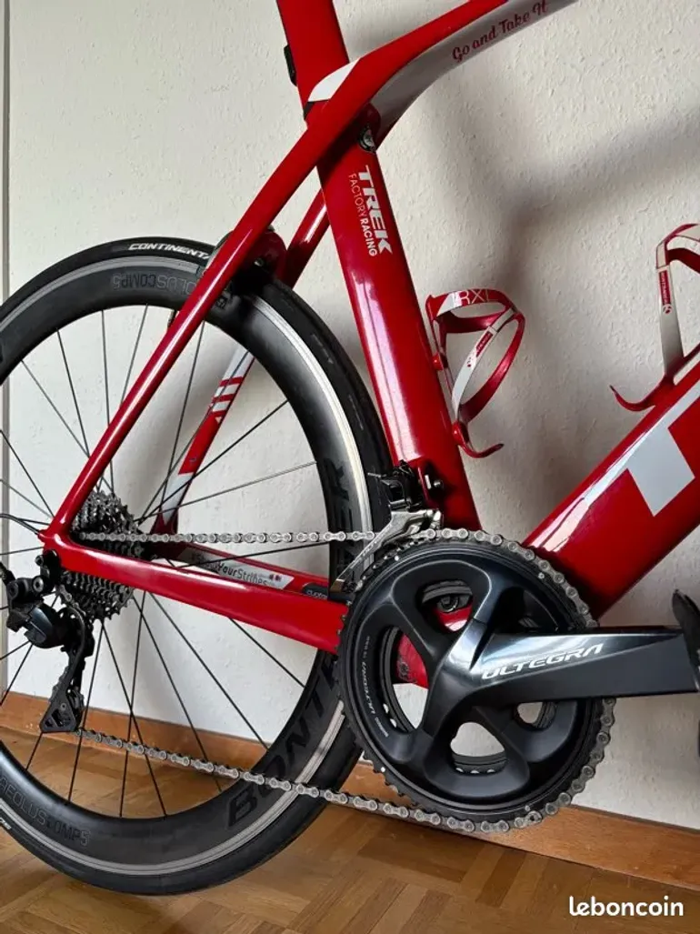 Used Trek Trek Madone SL6 2019 Road & Gravel, Red — image 2 of 6