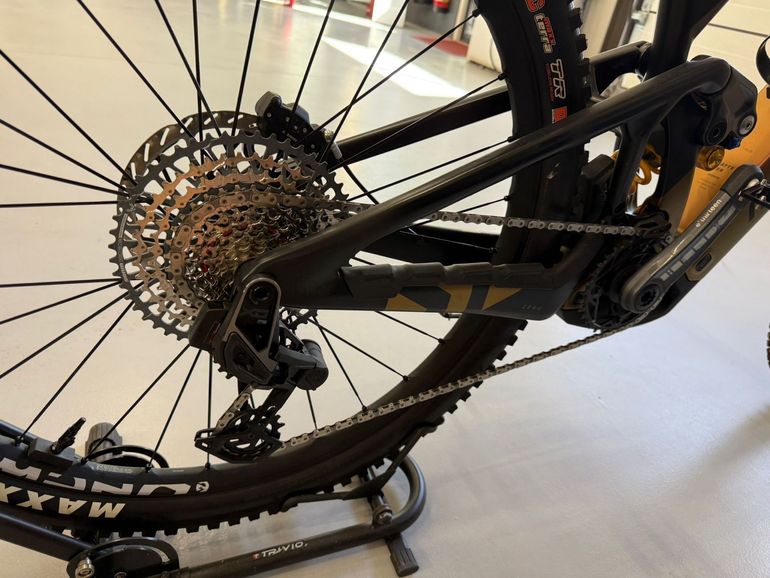 Used Mondraker CRAFTY CARBON XR 2025 2025 Mountainbike — image 9 of 14