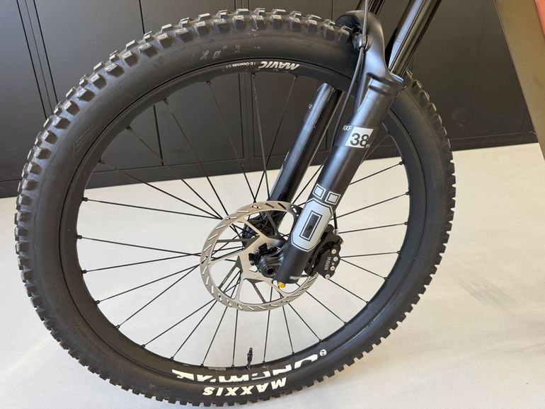 Used Mondraker CRAFTY CARBON XR 2025 2025 Mountainbike — image 5 of 14