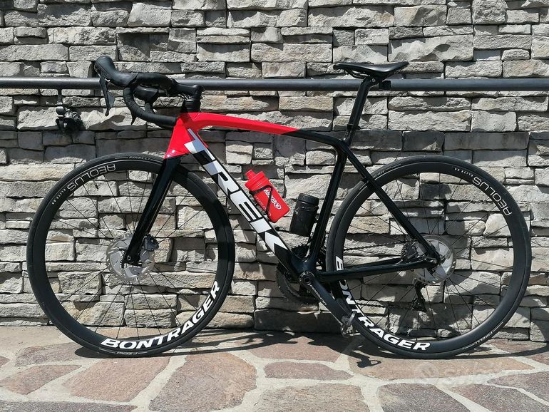 Used Trek Trek Emonda SL6 Pro Disc 2020 Road & Gravel, Red — image 1 of 3