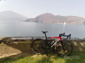 Used Trek Trek Emonda SL6 Pro Disc 2020 Road & Gravel, Red — image 2 of 3