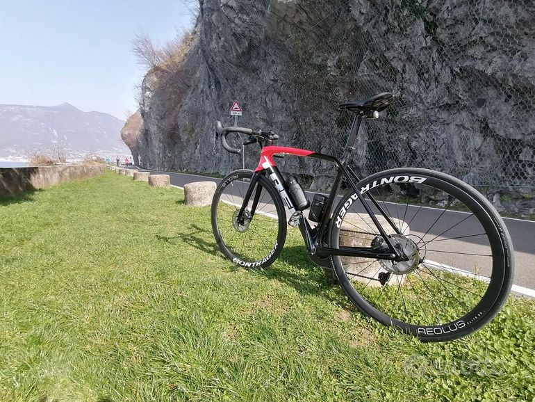 Used Trek Trek Emonda SL6 Pro Disc 2020 Road & Gravel, Red — image 3 of 3
