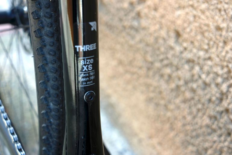 Used BMC URS THREE 2024 2024 Road & Gravel, Black — image 8 of 13