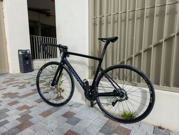 Used Specialized Tarmac Shimano Ultegra Di2 2019 Road & Gravel, Black — image 7 of 7
