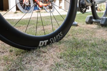 Used Canyon Speedmax CFR Disc eTap 2022 2022 Road & Gravel, Light Gray — image 2 of 16