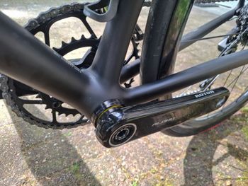 Used Specialized Aethos Expert - Shimano Ultegra Di2 2022 2022 Road & Gravel, Negro — image 11 of 15
