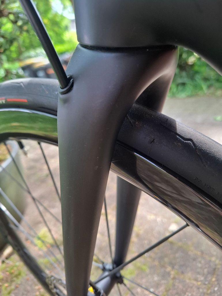 Used Specialized Aethos Expert - Shimano Ultegra Di2 2022 2022 Road & Gravel, Negro — image 10 of 15