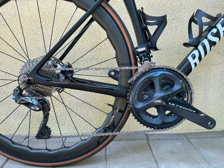 Used Rose X-LITE SIX DISC Ultegra Di2 2022 2022 Road & Gravel, Black — image 3 of 4