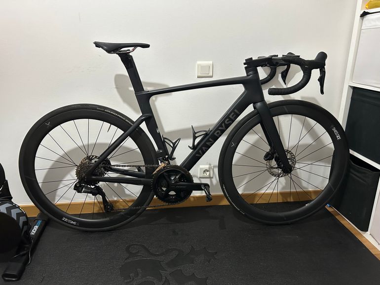 Used Van rysel RCR 105 DI2 2025 Road & Gravel, Nero — image 1 of 9