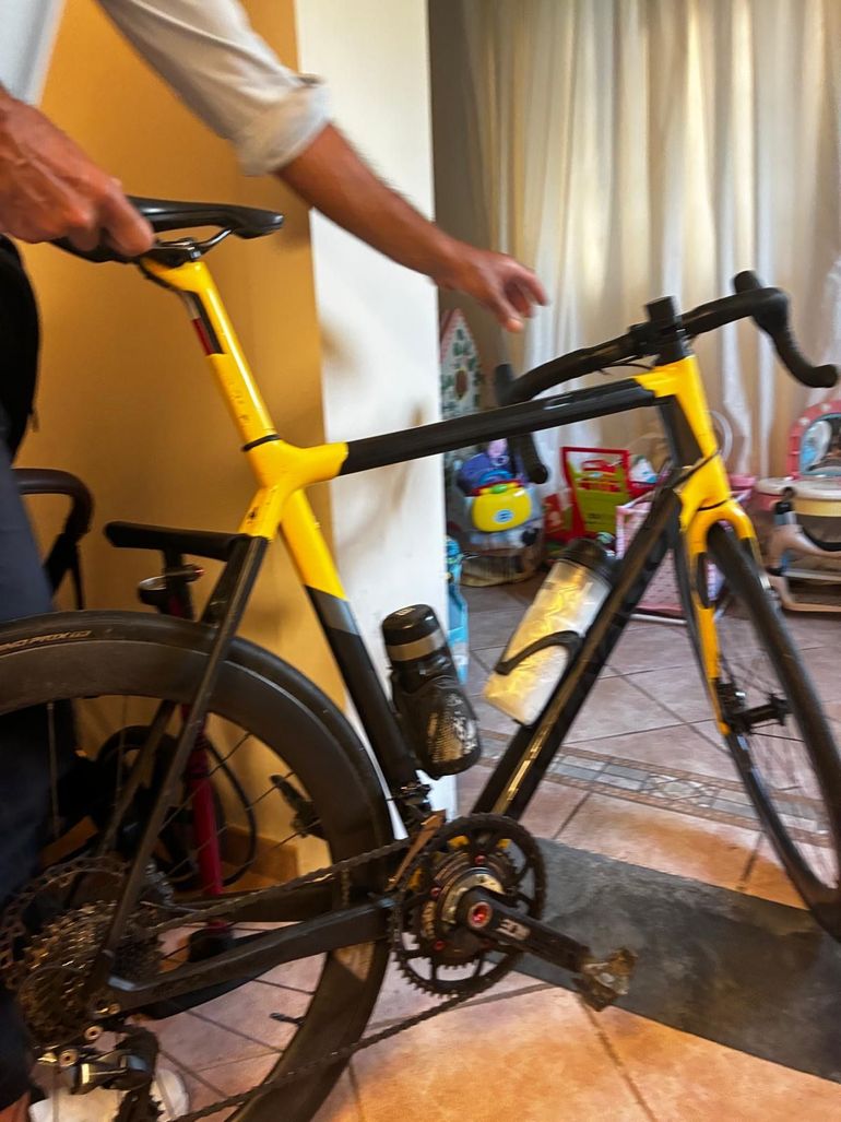 Used Colnago C64 Disc Daytona Pro Bike 2022 2022 Road & Gravel, Orange — image 2 of 4