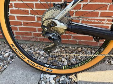Stevens Colorado Shimano Deore XT 2020 Mountainbike usato, Grigio chiaro — immagine 3 di 10