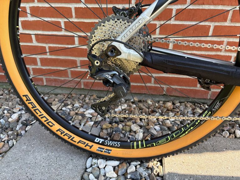 Used Stevens Colorado Shimano Deore XT 2020 Mountainbike, Hellgrau — image 3 of 10